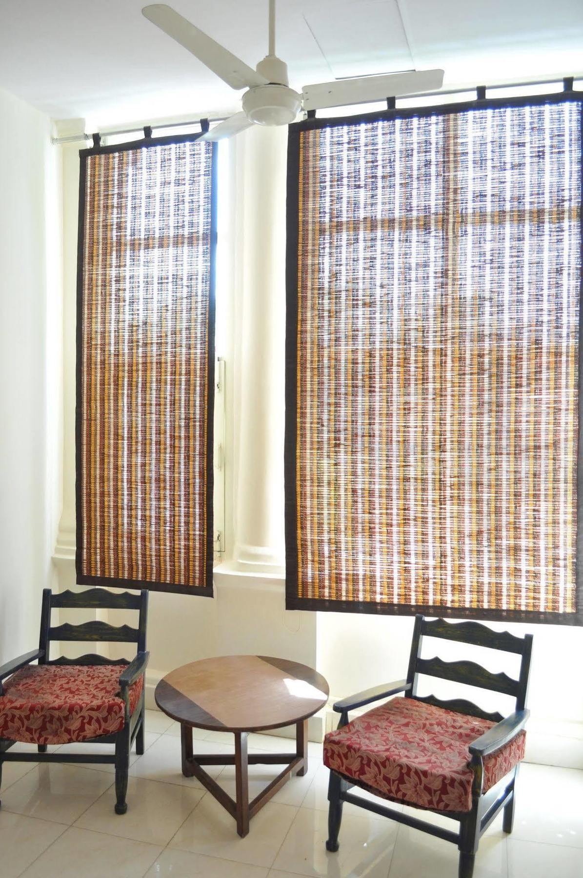 Hotel Kabli Yeni Delhi Dış mekan fotoğraf
